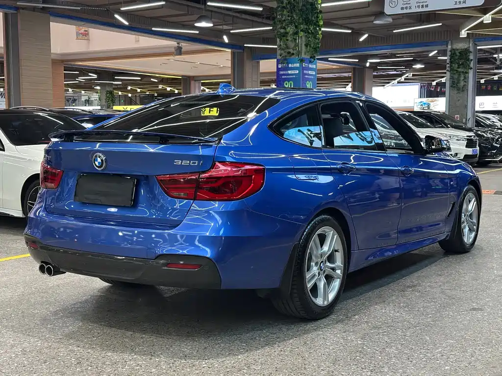 BMW 3 Series GT 2017 — фото 4