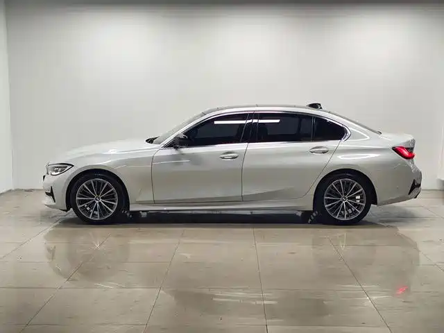 BMW 3 Series 2020 — фото 13
