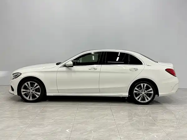 Mercedes-Benz C-Class 2015