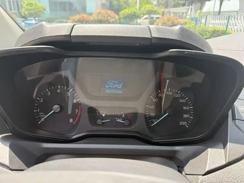 Ford Tourneo 2017 — фото 26