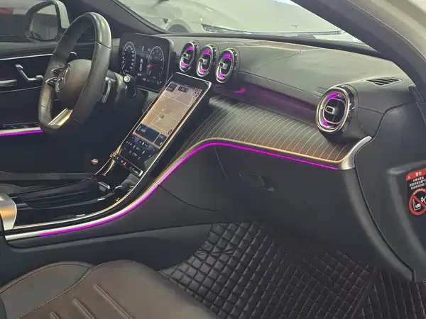 Mercedes-Benz C-Class 2022