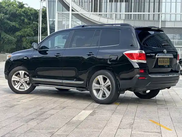 Toyota Highlander 2014