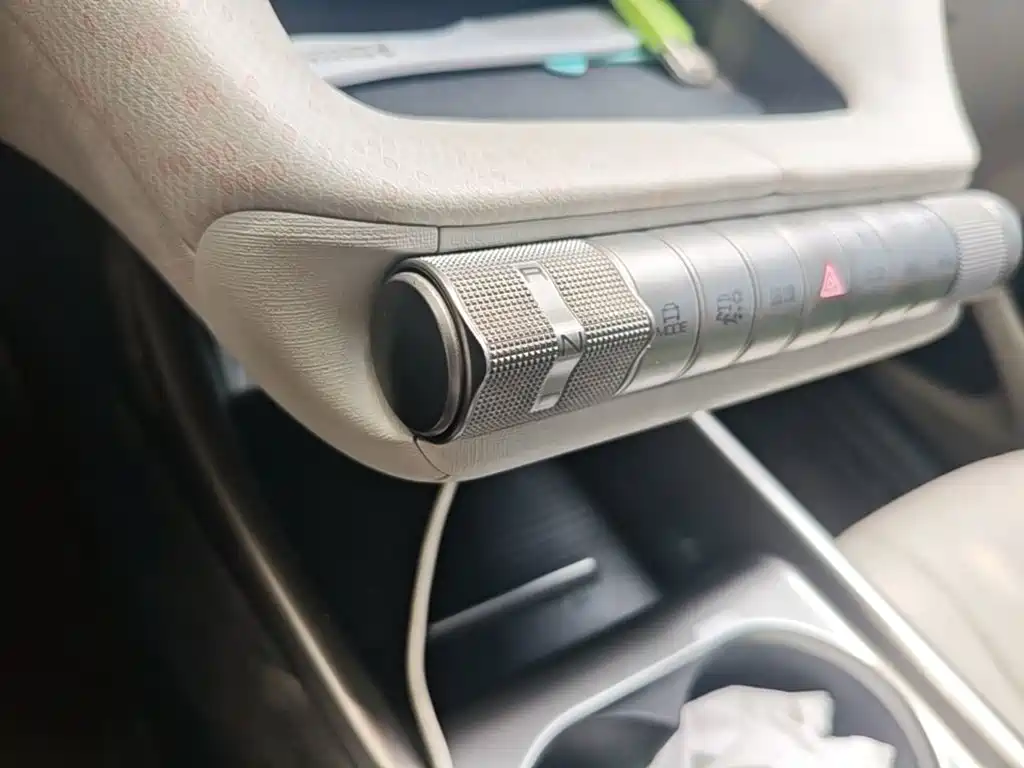 BYD Dolphin 2022 — фото 14