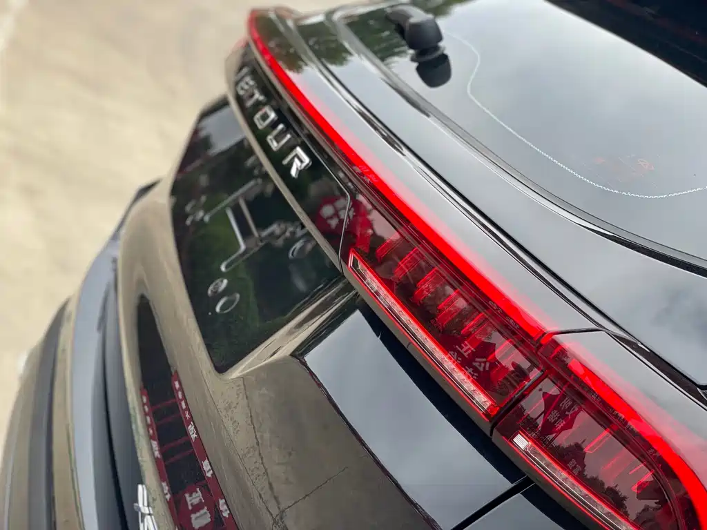 Jetour X70 PLUS 2022 — фото 15