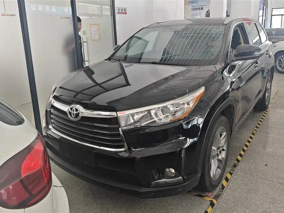 Toyota Highlander 2016 — фото 2