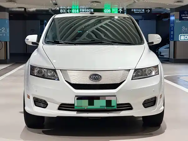 BYD E6 2016
