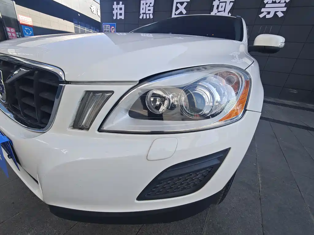 Volvo XC60 2013 — фото 19
