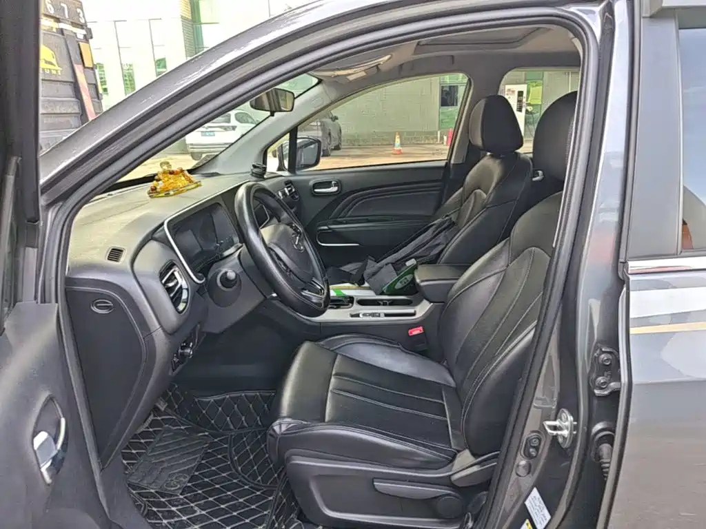 GAC Trumpchi GS3 2022 — фото 15