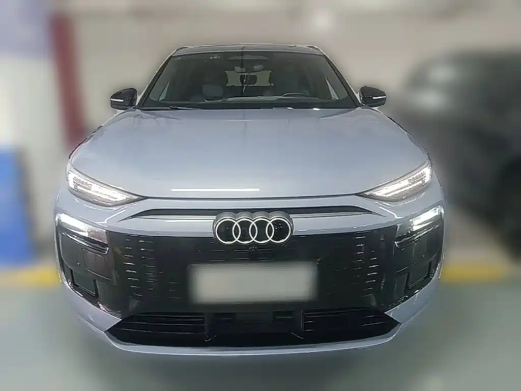 Audi Q6L E-Tron 2025 — фото 5