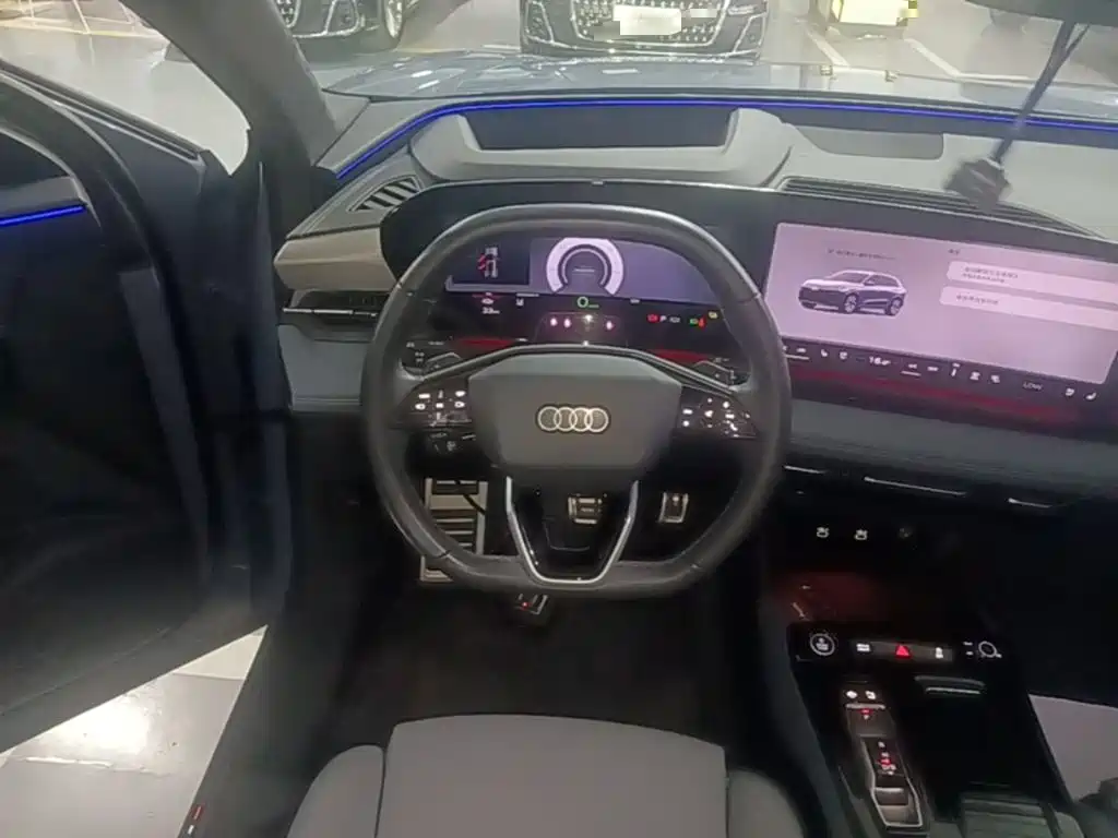 Audi Q6L E-Tron 2025 — фото 17