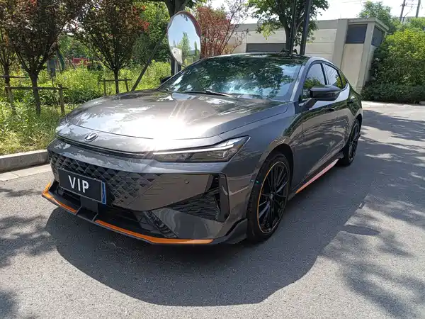 Changan UNI-V 2024
