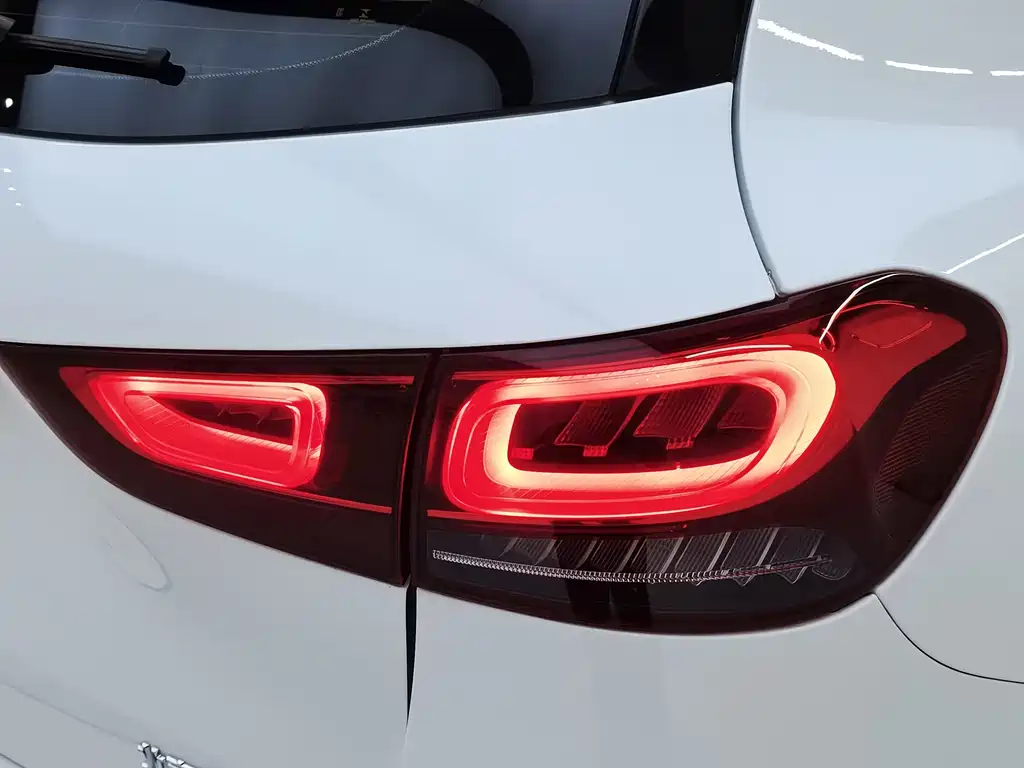 Mercedes-Benz GLA 2022 — фото 21
