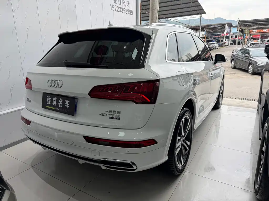 Audi Q5L 2021 — фото 13