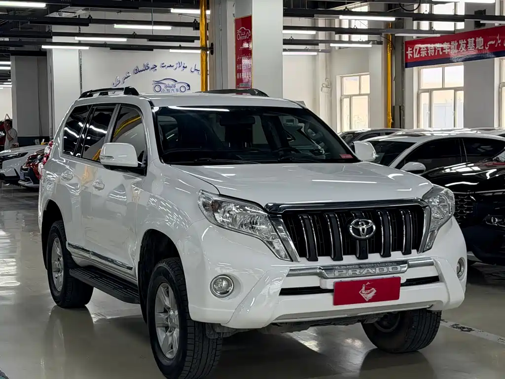 Toyota Prado 2018 — фото 3