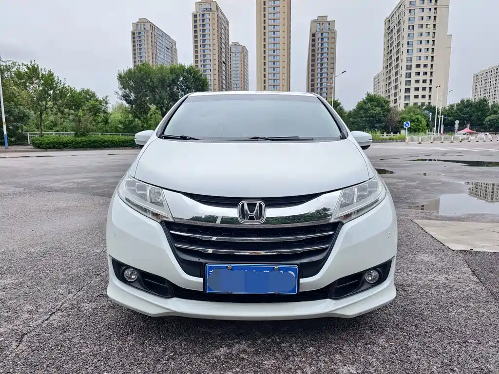 Honda Odyssey 2015 — фото 2
