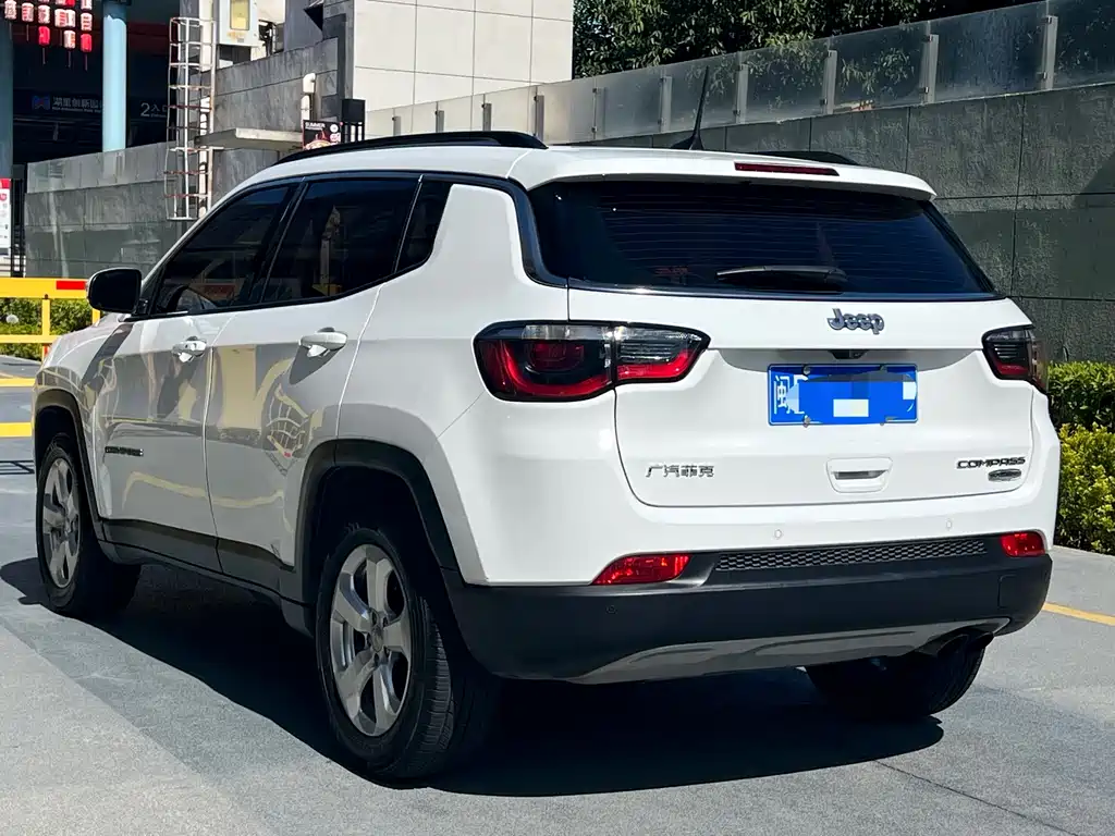 Jeep Compass 2019 — фото 5