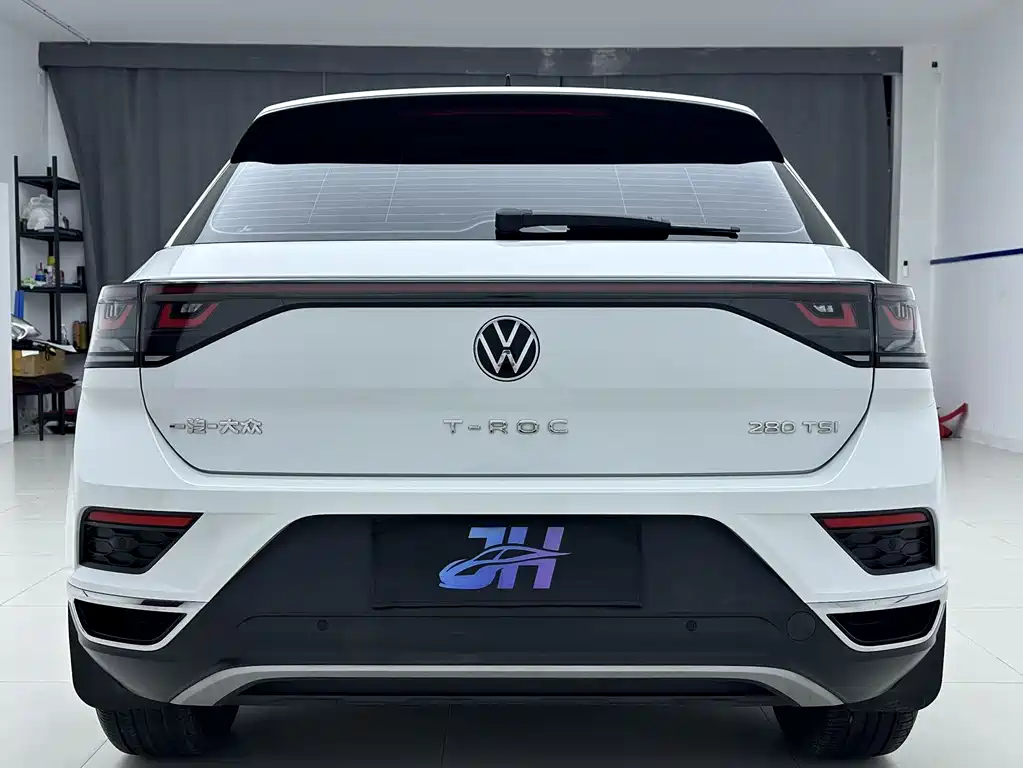 Volkswagen T-Roc 2024