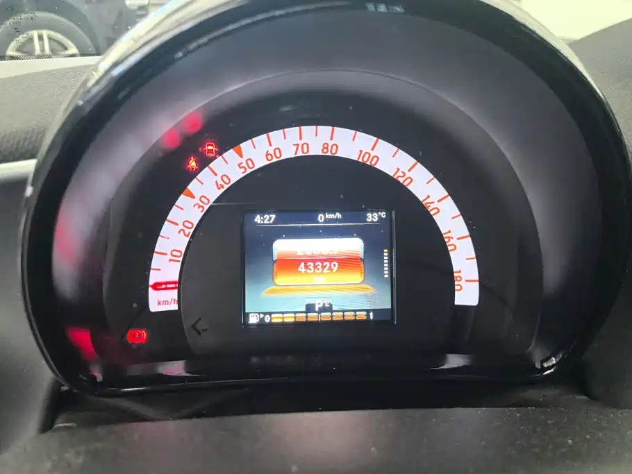 smart fortwo 2019 — фото 14