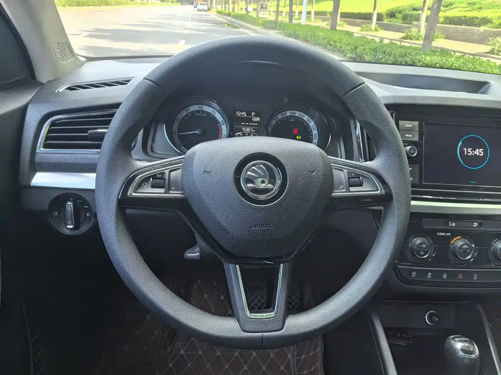 Skoda Kamiq 2019 — фото 12