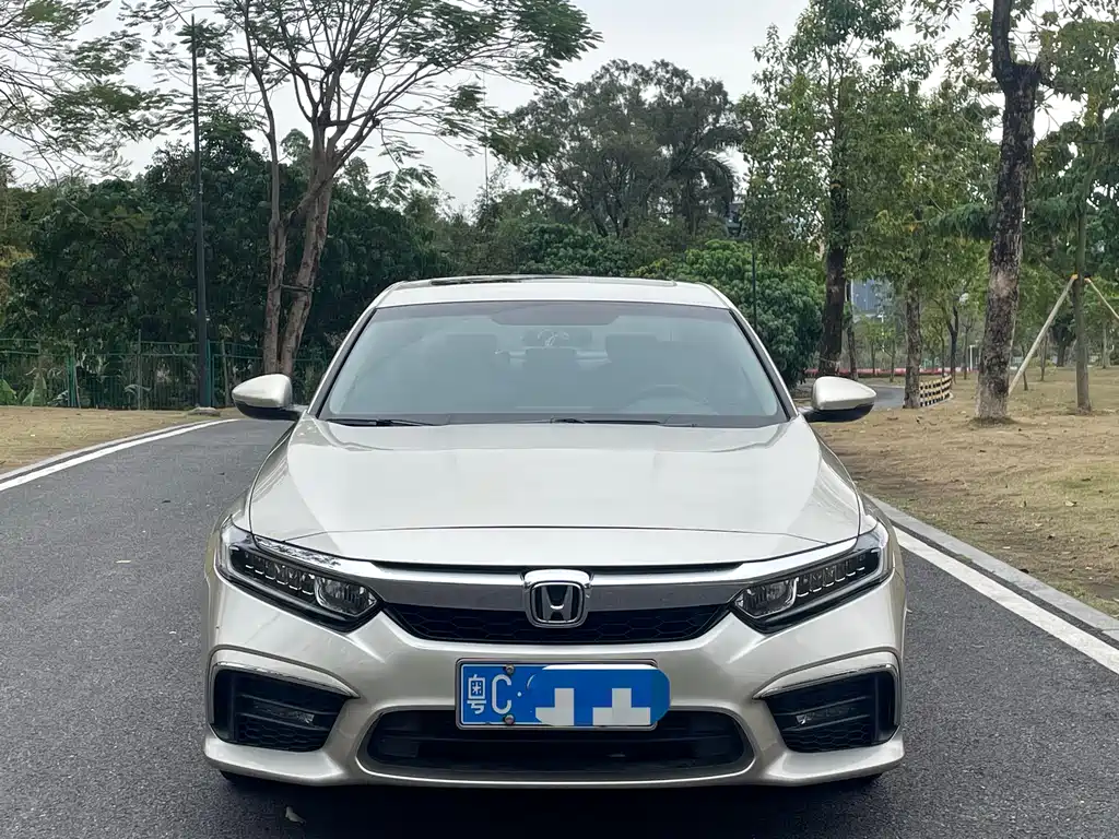 Honda Inspire 2019 — фото 2