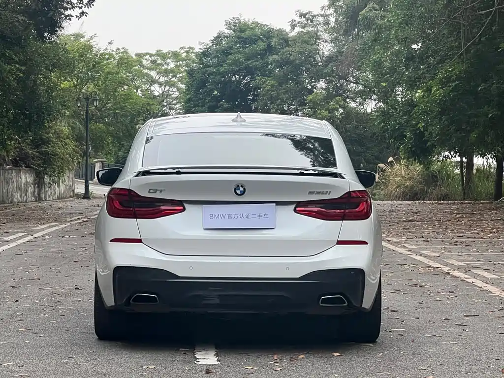 BMW 6 Series GT 2018 — фото 7