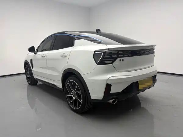 Lynk & Co 05 2021
