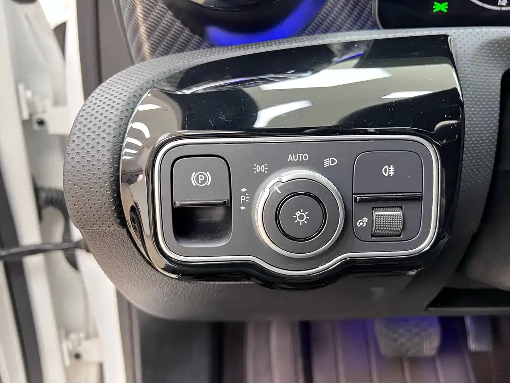Mercedes-Benz A-Class 2023 — фото 26
