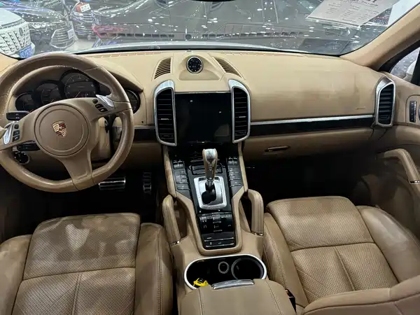 Porsche Cayenne 2013