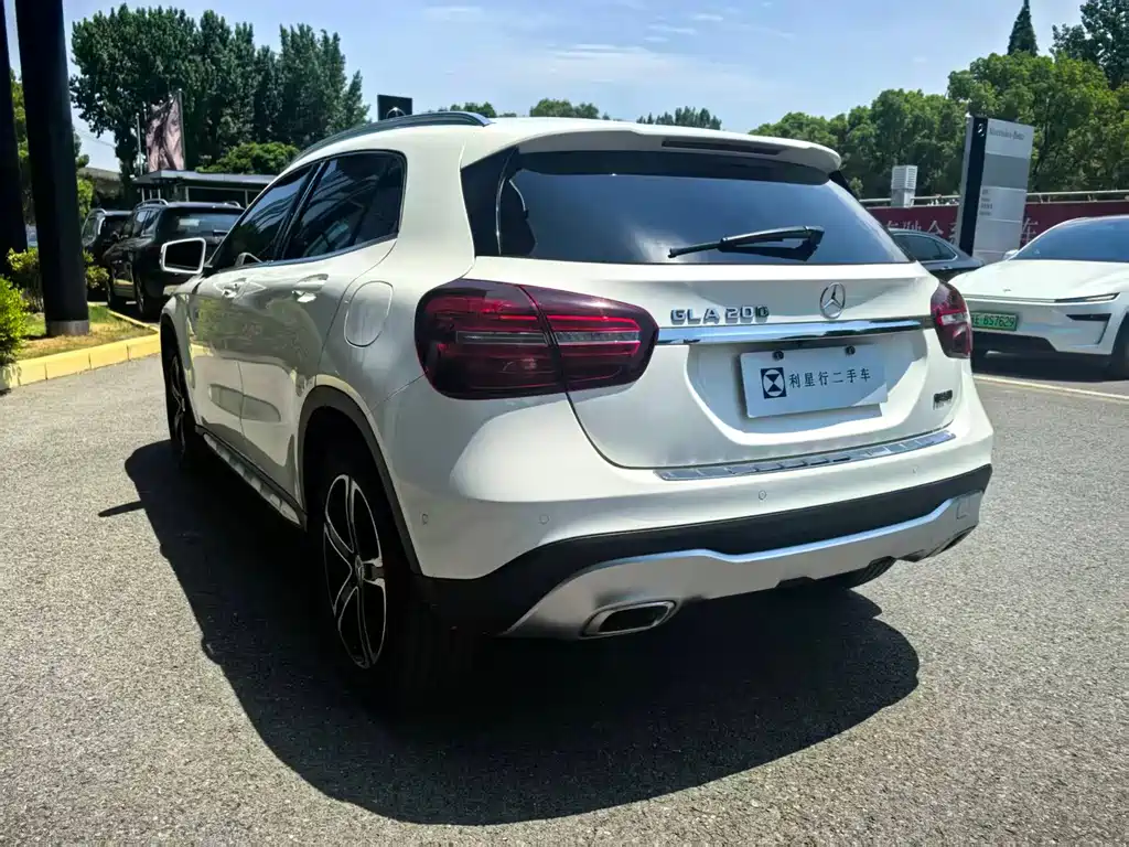 Mercedes-Benz GLA 2018 — фото 9