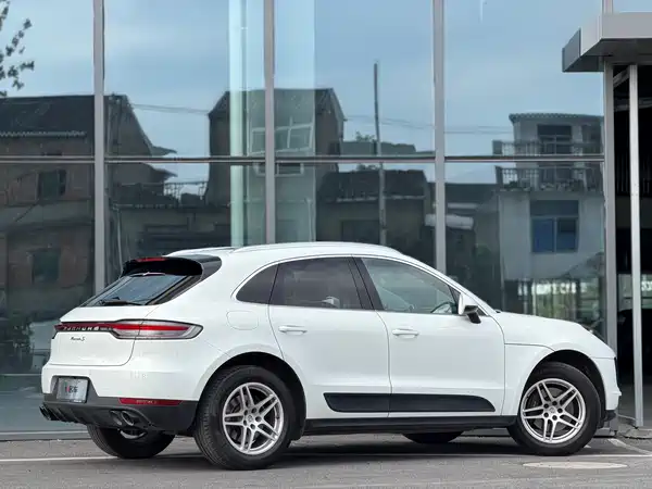 Porsche Macan 2020