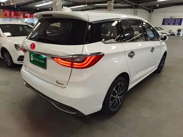 BYD Song MAX 2018