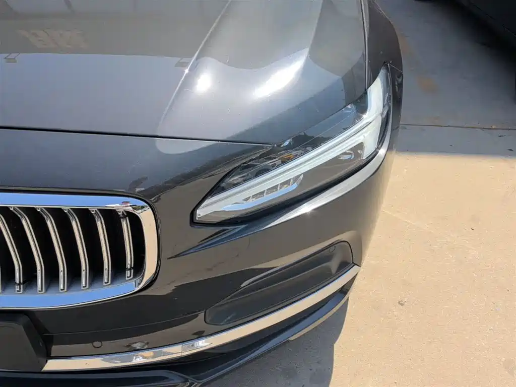 Volvo S90 2022 — фото 24
