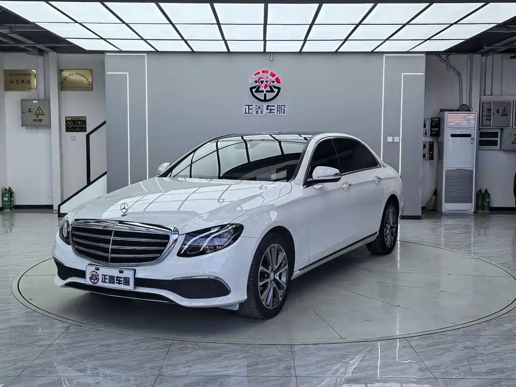 Mercedes-Benz E-Class 2017 — фото 1