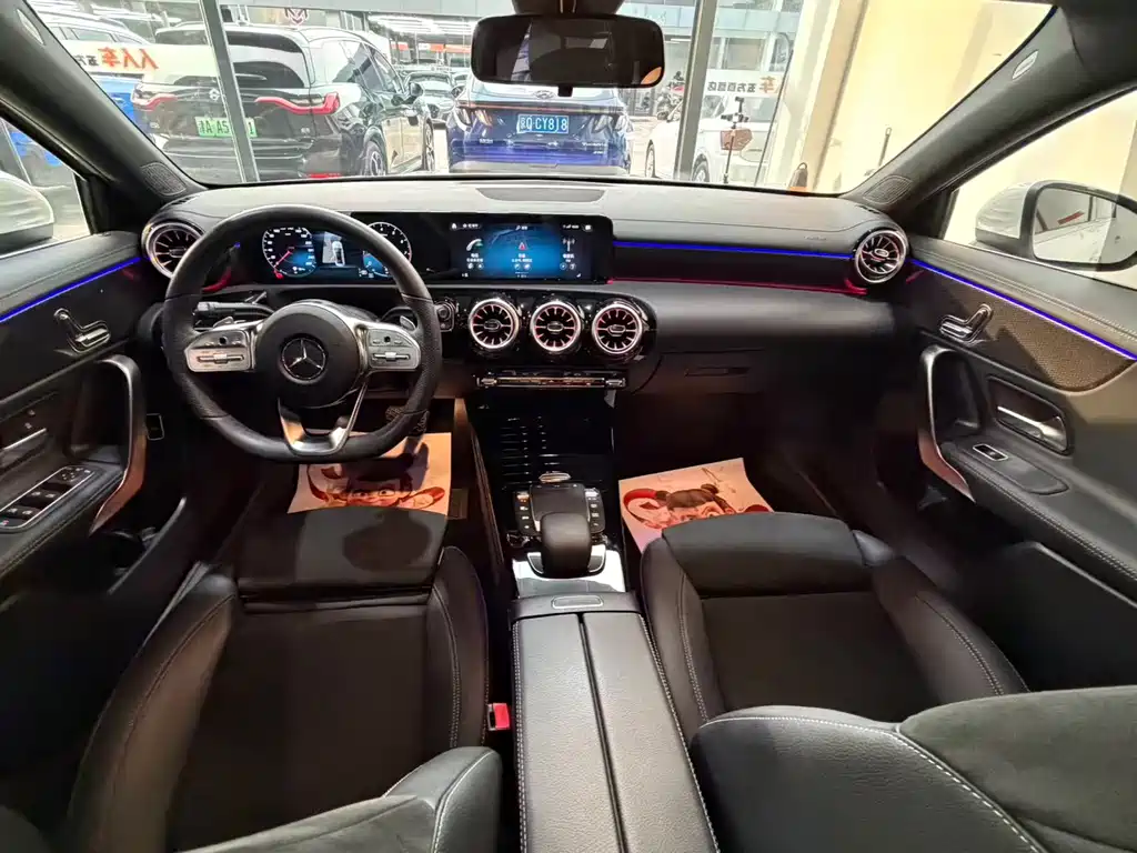 Mercedes-Benz A-Class 2022 — фото 15