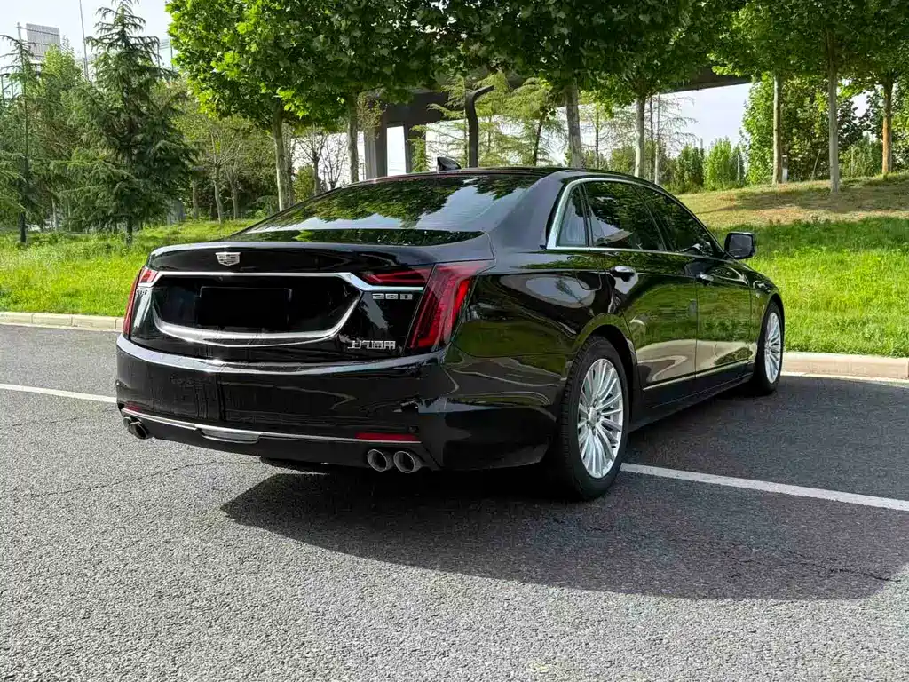 Cadillac CT6 2021 — фото 9