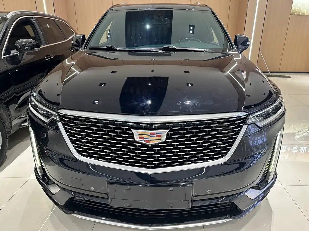 Cadillac XT6 2021 — фото 2