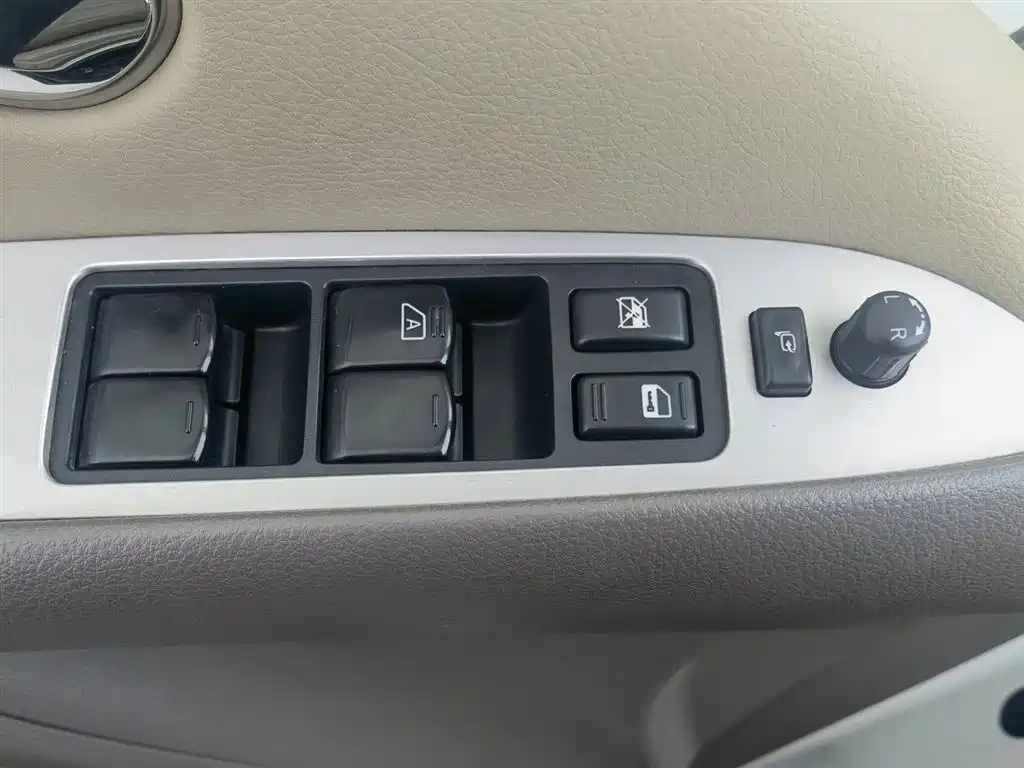Nissan Murano 2015 — фото 9