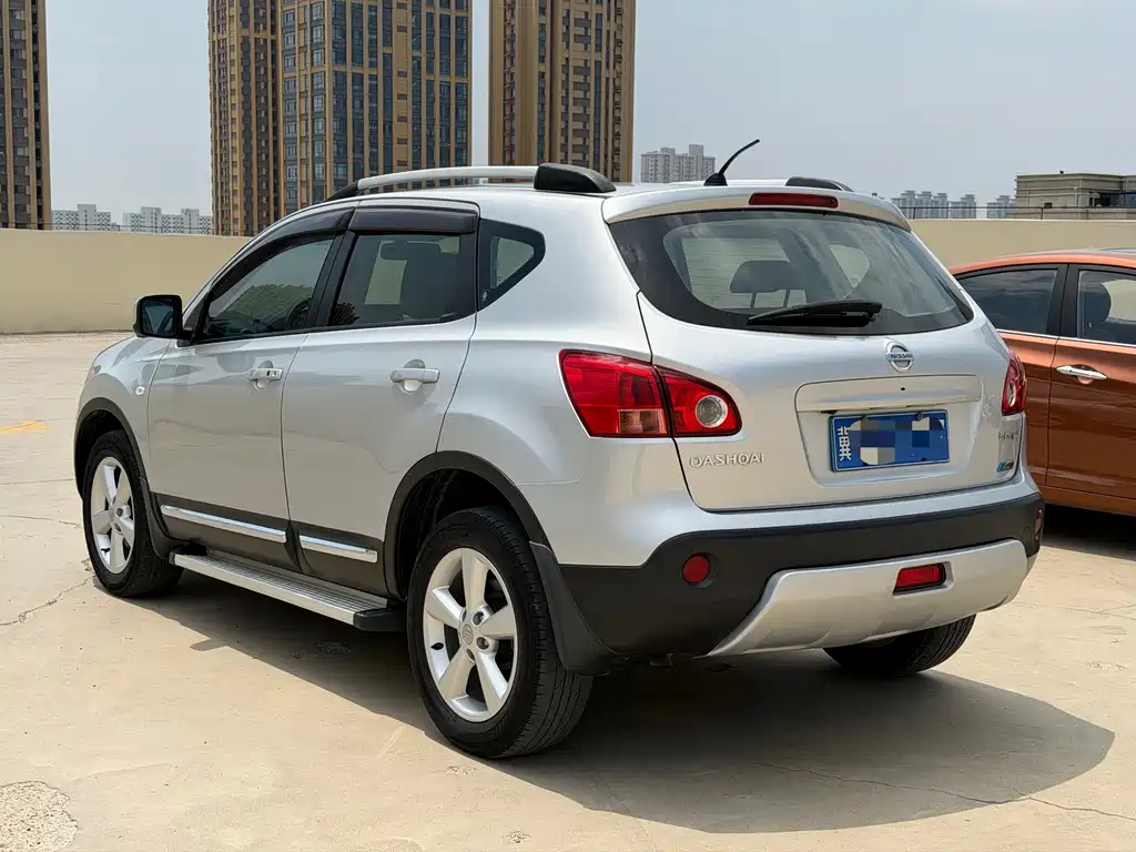 Nissan Fresco 2011