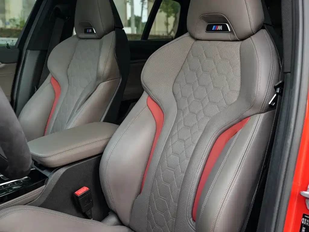 BMW X4 M 2019 — фото 16