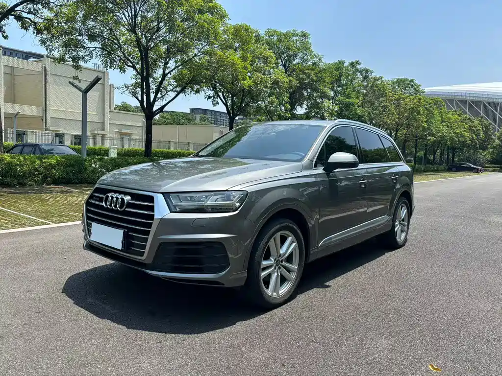 Audi Q7 2016