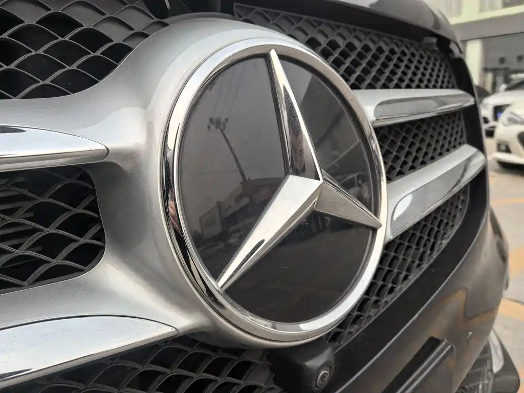 Mercedes-Benz V-Class 2022 — фото 3