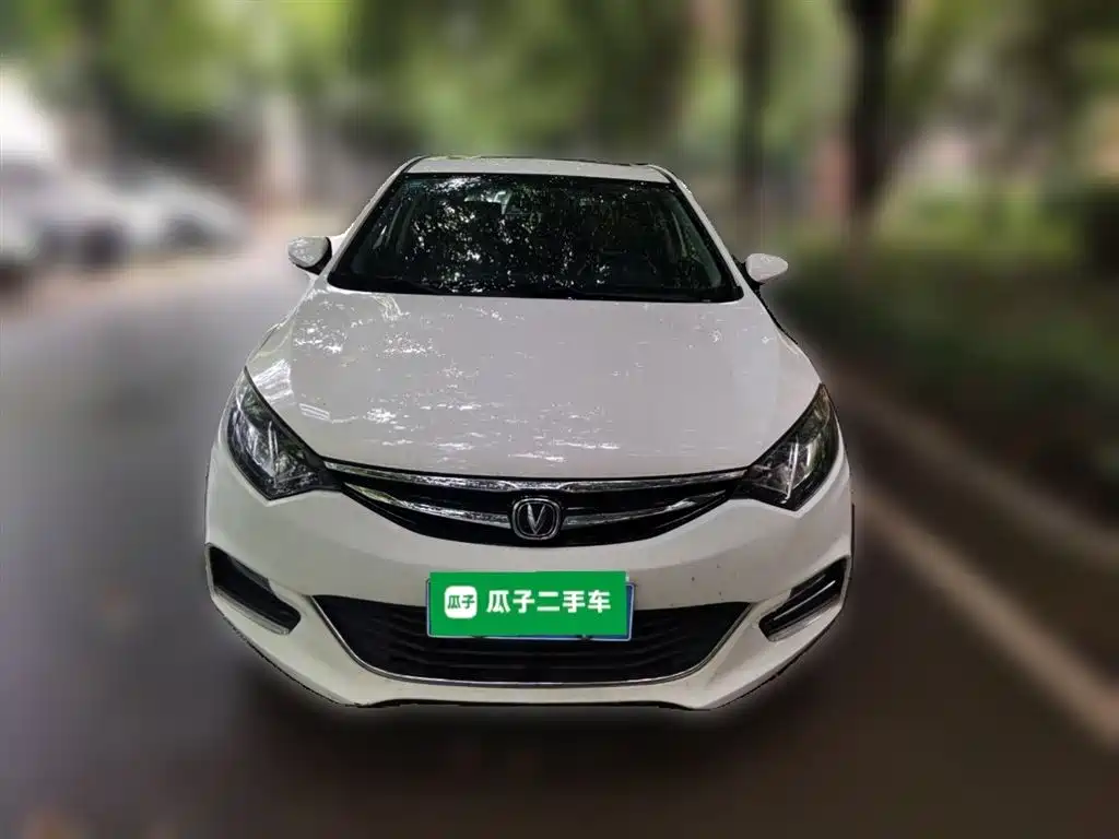 Changan Eado XT 2019 — фото 24