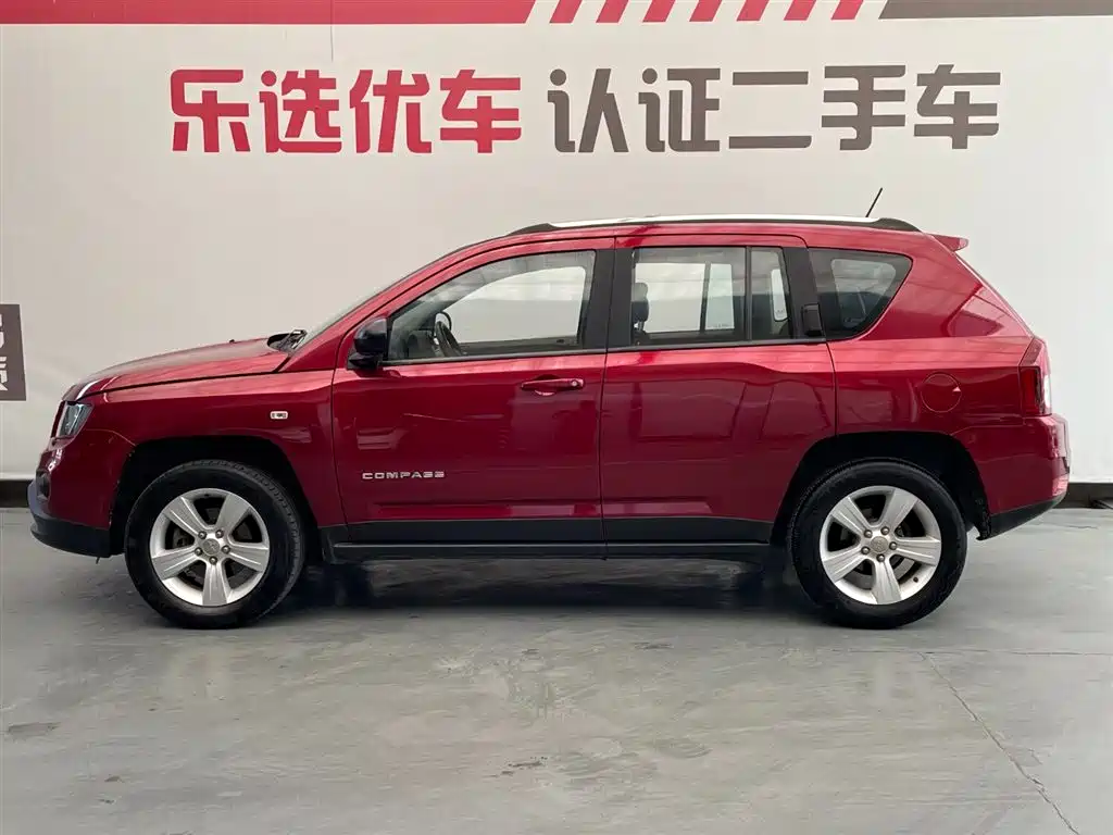 Jeep Compass 2014 — фото 3