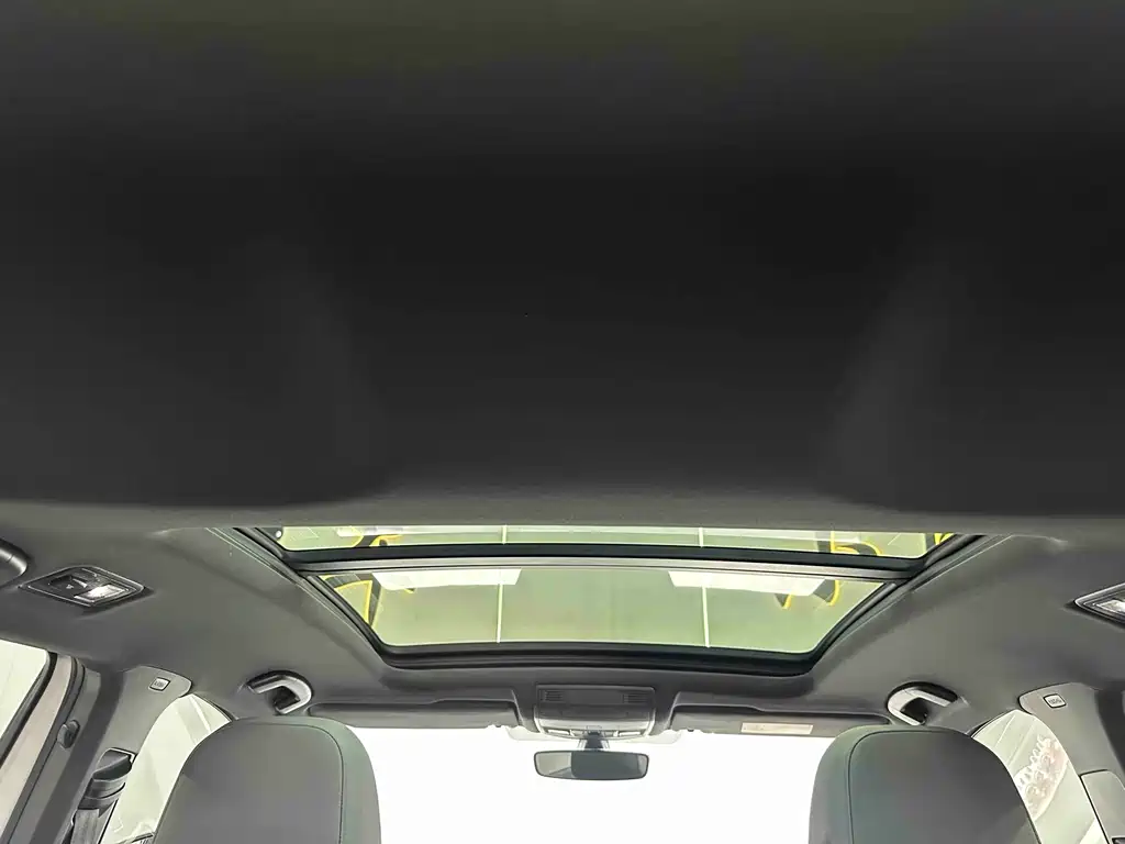 Volkswagen T-Roc 2022 — фото 15