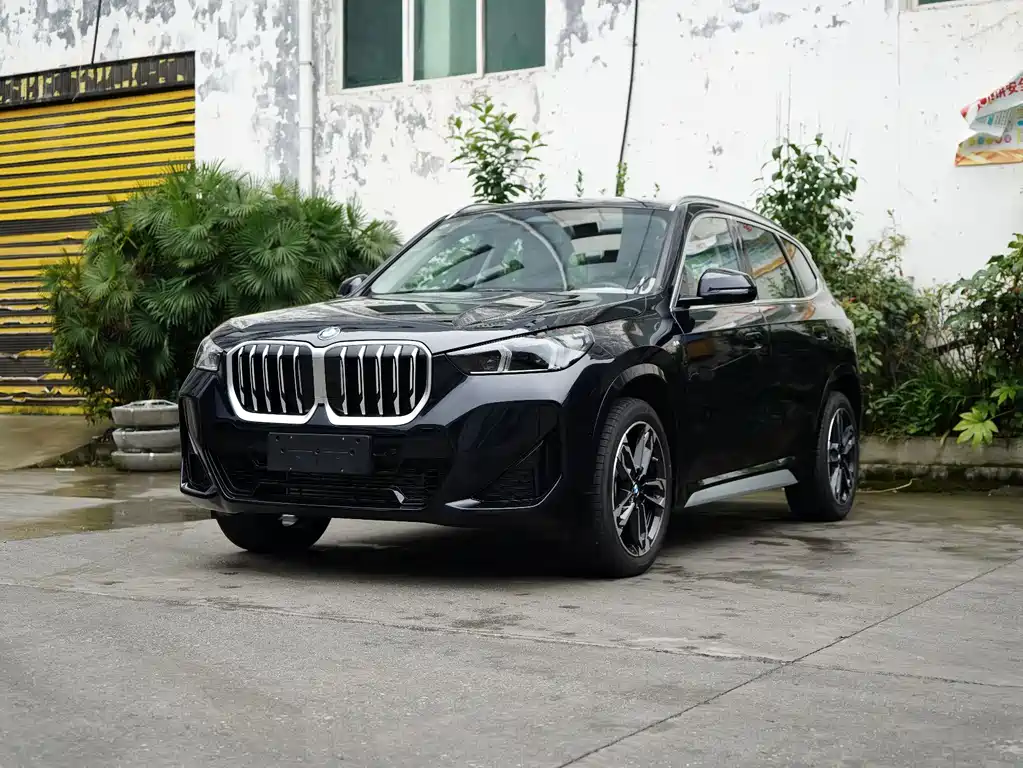BMW X1 2025 — фото 1