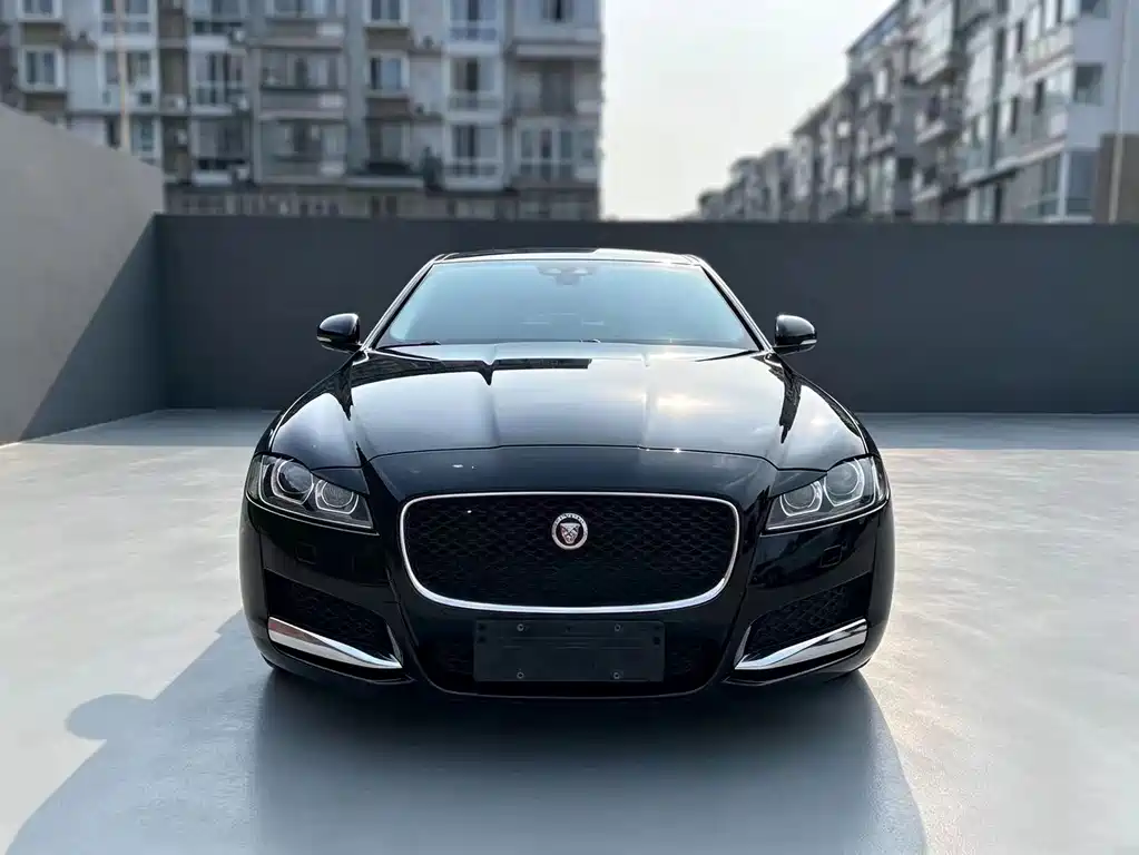 Jaguar XFL 2018