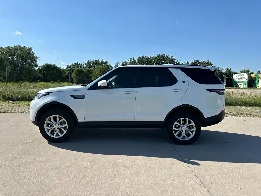 Land Rover Discovery 2018 — фото 7