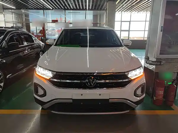 Volkswagen T-Roc 2024