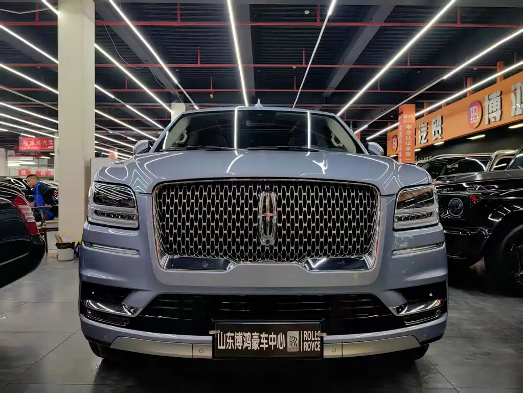 Lincoln Navigator 2021 — фото 2