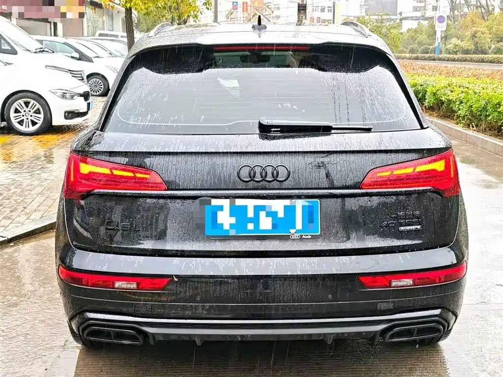Audi Q5L 2024 — фото 9